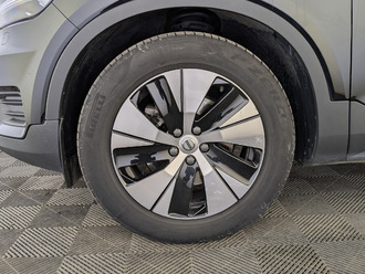 фото Volvo XC40 2021 с пробегом