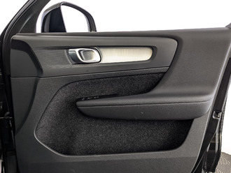 фото Volvo XC40 2021 с пробегом