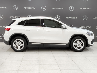 фото Mercedes-Benz GLA (H247) 2020
