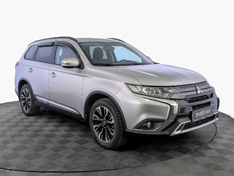 фото Mitsubishi Outlander III 2021