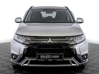 фото Mitsubishi Outlander III 2021