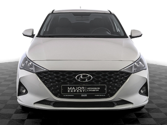 фото Hyundai Solaris II 2022