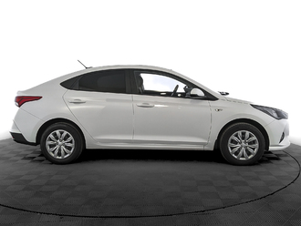 фото Hyundai Solaris II 2022