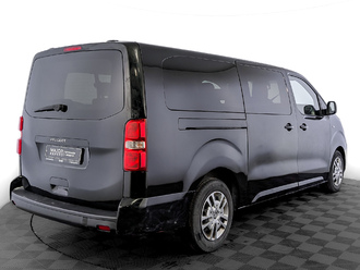фото Peugeot Traveller 2021
