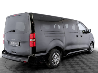 фото Peugeot Traveller 2021