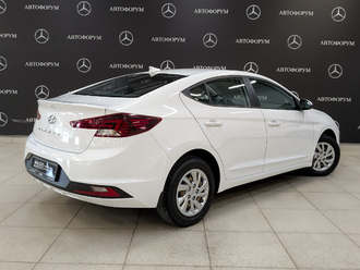фото Hyundai Elantra VI 2019