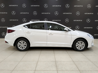 фото Hyundai Elantra VI 2019
