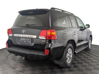 фото Toyota Land Cruiser 200 2015