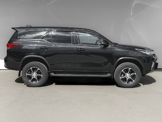 фото Toyota Fortuner II 2019