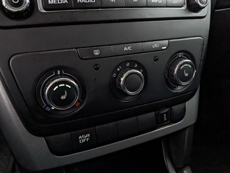 фото Skoda Yeti 2014