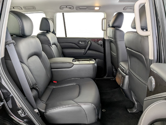 фото Infiniti QX80 2024