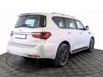 фото Infiniti QX80 2024