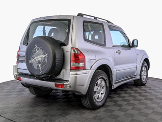 фото Mitsubishi Pajero III 2006