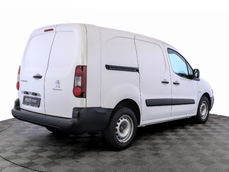 фото Peugeot Partner II 2022
