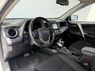 фото Toyota RAV 4 IV 2019