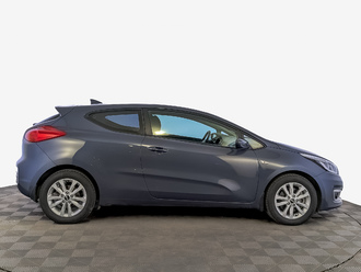фото Kia Cee`d II 2017