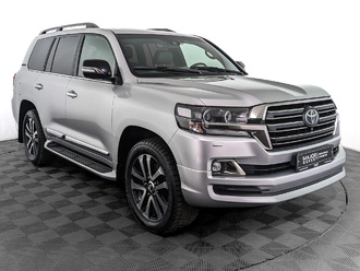 фото Toyota Land Cruiser 200 2018