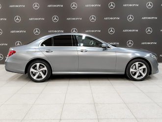 фото Mercedes-Benz E (W/S213) 2019