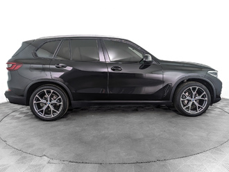 фото BMW X5 (G05/F95) 2021