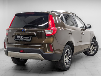 фото Geely Emgrand X7 2021