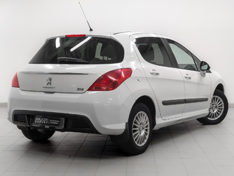 фото Peugeot 308 2012