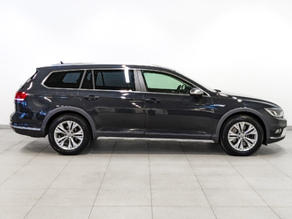 фото Volkswagen Passat B8 2018