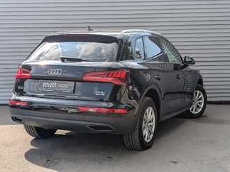 фото Audi Q5 (B9) 2017