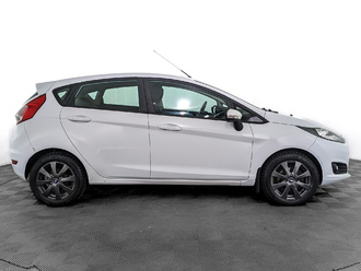 фото Ford Fiesta VII 2016