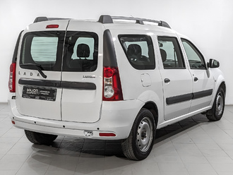 фото Lada Largus 2020