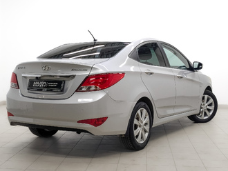 фото Hyundai Solaris I 2015