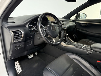 фото Lexus NX 2020
