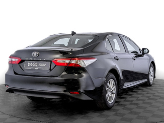 фото Toyota Camry VIII 2018