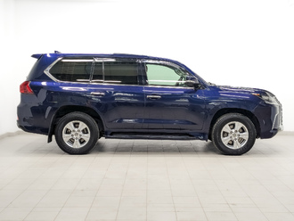 фото Lexus LX III 2017