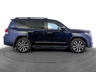 фото Toyota Land Cruiser 200 2018