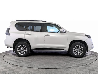 фото Toyota Land Cruiser Prado 150 2016