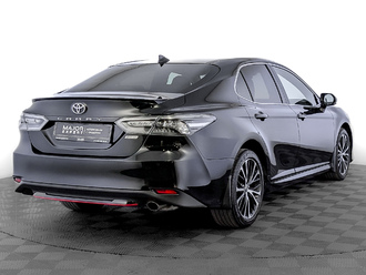 фото Toyota Camry VIII 2021