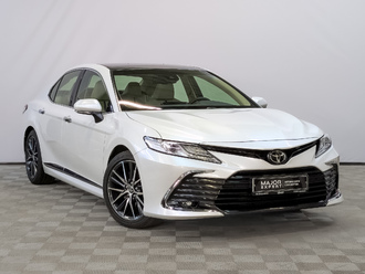 фото Toyota Camry VIII 2023