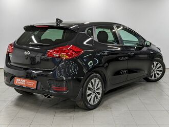 фото Kia Cee`d II 2017