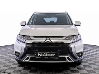 фото Mitsubishi Outlander III 2019