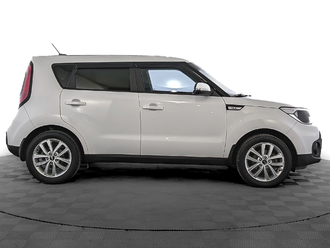 фото Kia Soul II 2018