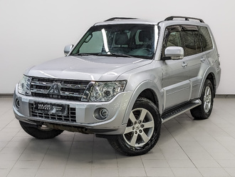 фото Mitsubishi Pajero IV 2011