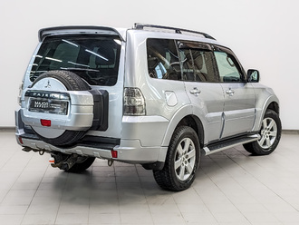 фото Mitsubishi Pajero IV 2011