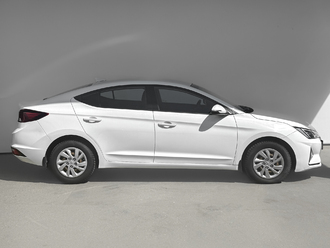 фото Hyundai Elantra VI 2019