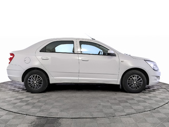 фото Chevrolet Cobalt II 2021