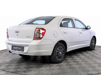 фото Chevrolet Cobalt II 2021