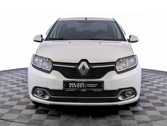 фото Renault Logan II 2016