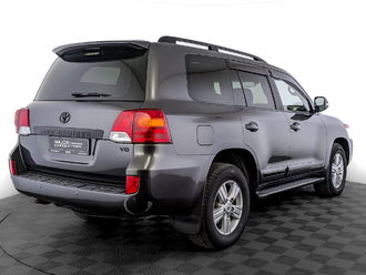 фото Toyota Land Cruiser 200 2012
