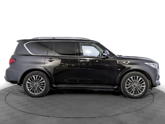 фото Infiniti QX80 2020