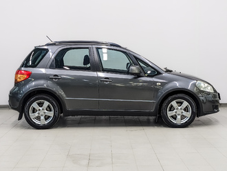 фото Suzuki SX4 2010