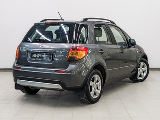 фото Suzuki SX4 2010